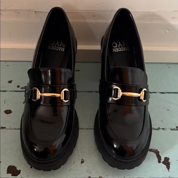Madden NYC Size 10 Kassidy Lug Heeled Loafers - Picture 3 of 16
